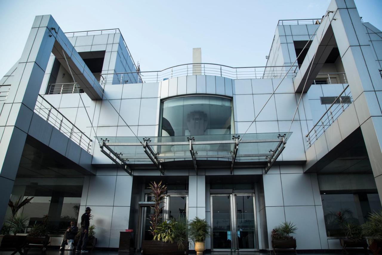 Hotel Akbars Kinara Sialkot Εξωτερικό φωτογραφία