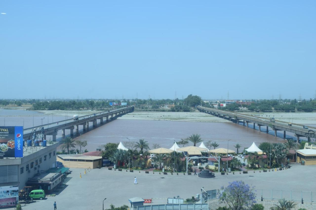 Hotel Akbars Kinara Sialkot Εξωτερικό φωτογραφία