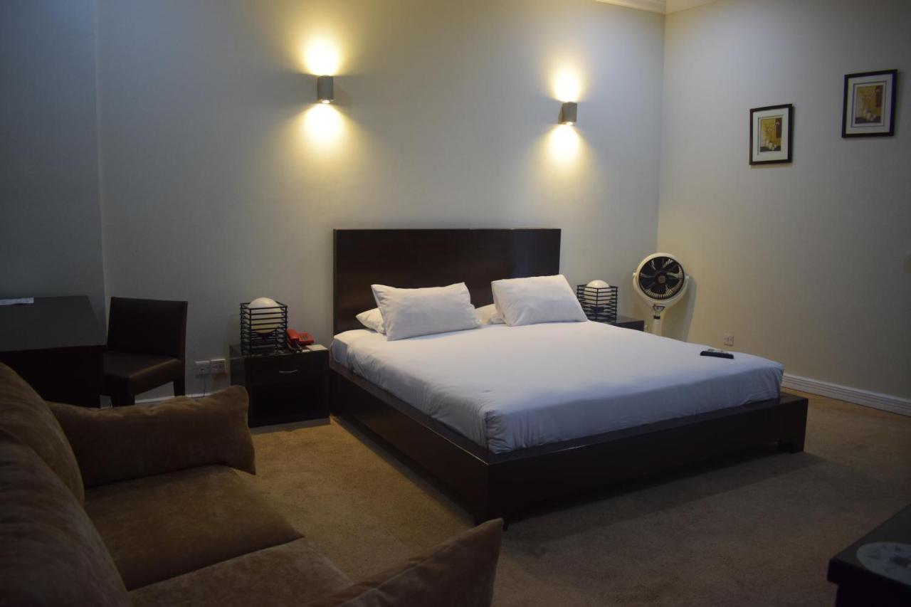 Hotel Akbars Kinara Sialkot Εξωτερικό φωτογραφία